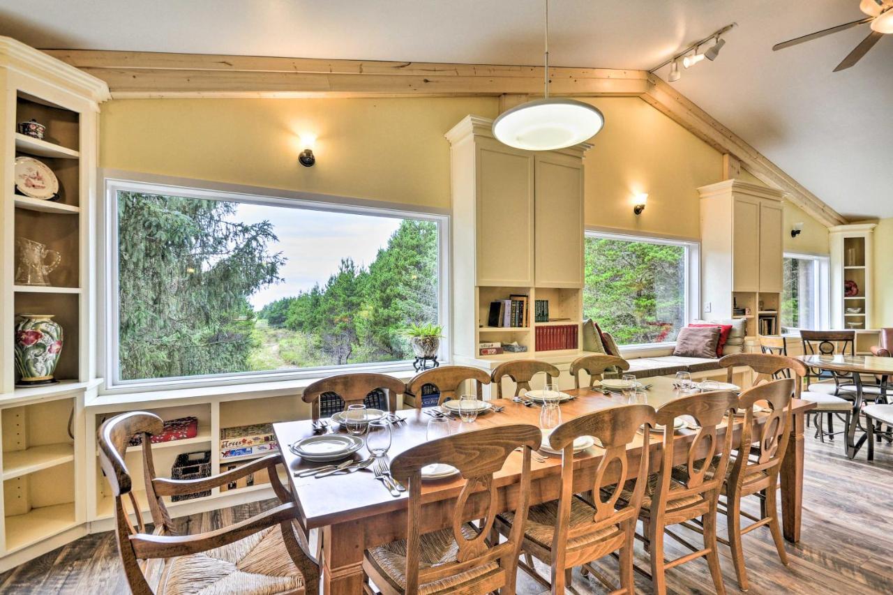 Oceanfront Retreat With Private Long Beach Access! Exterior foto
